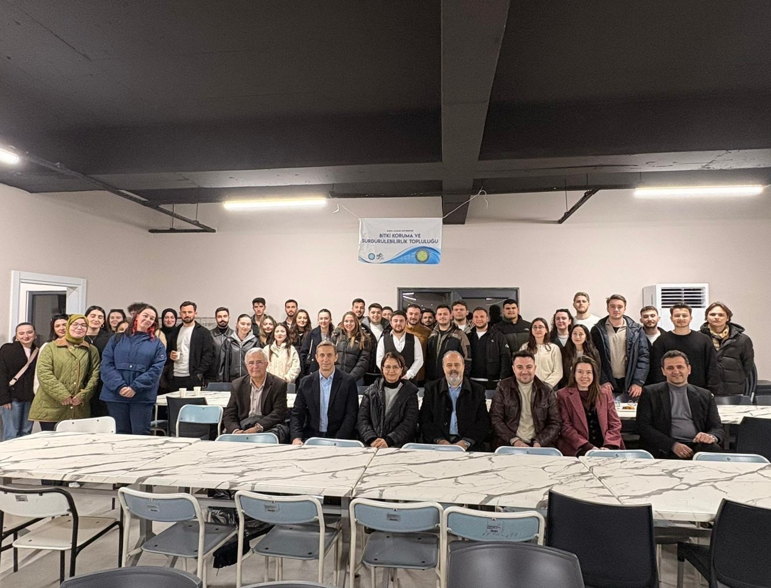  443aacb7-91ce-4d82-97f9-ee8986b7f8a2